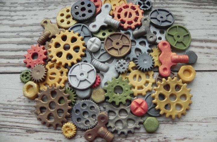 Edible Steampunk Gears & Ornaments for a Steampunk Birthday Party